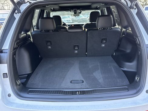 New 2025 Jeep Grand Cherokee Limited w/ Black Appearance Package image 23