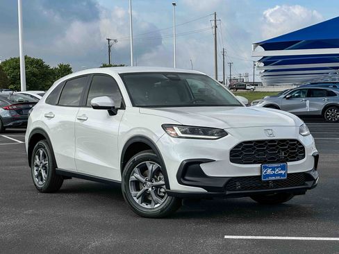 New 2026 Honda HR-V LX image 2