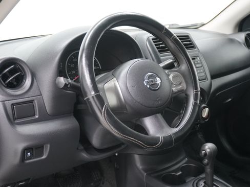 Used 2014 Nissan Versa S Plus FWD image 10