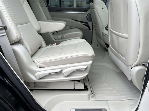 Certified 2025 Cadillac Escalade Sport Platinum w/ LPO, Floor Liner Package image 23