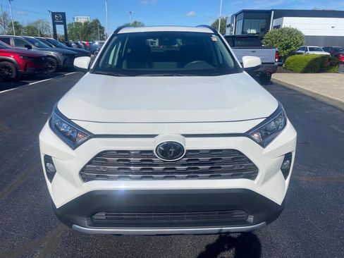 Used 2019 Toyota RAV4 Limited w/ Cold Weather Package AWD/4WD image 3