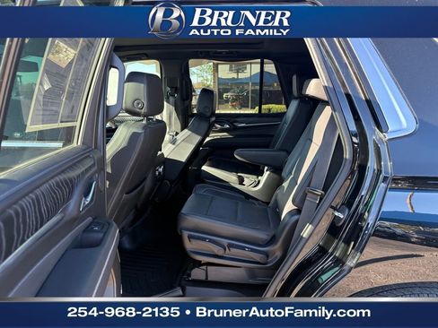 Used 2021 GMC Yukon Denali w/ Max Trailering Package image 13