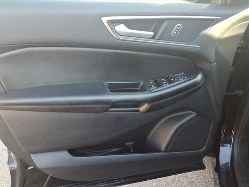 Certified 2022 Ford Edge SEL w/ Convenience Package image 11