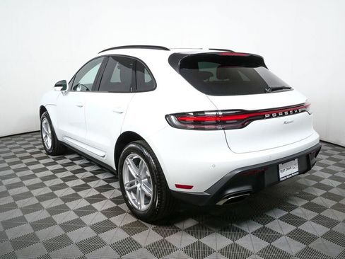 Used 2026 Porsche Macan AWD/4WD image 3