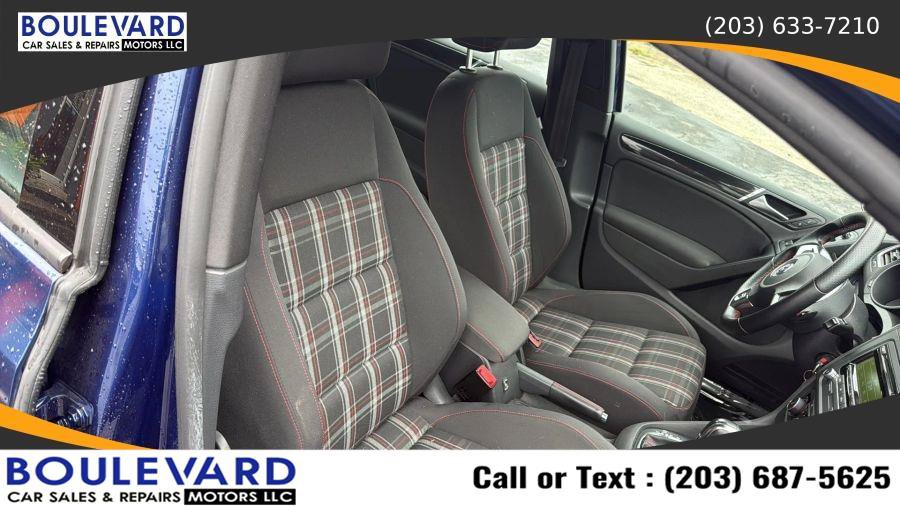 Used 2013 Volkswagen Golf 4-Door FWD image 36