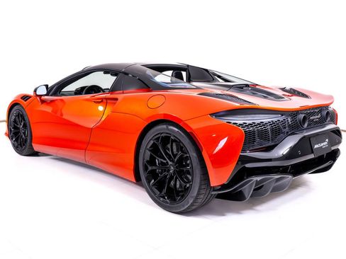 New 2026 McLaren Artura Spider RWD image 4