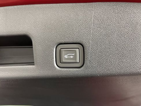 New 2026 Chevrolet Traverse High Country w/ LPO, Floor Liner Package image 14