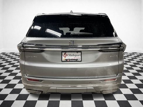 New 2026 Buick Enclave Avenir image 7