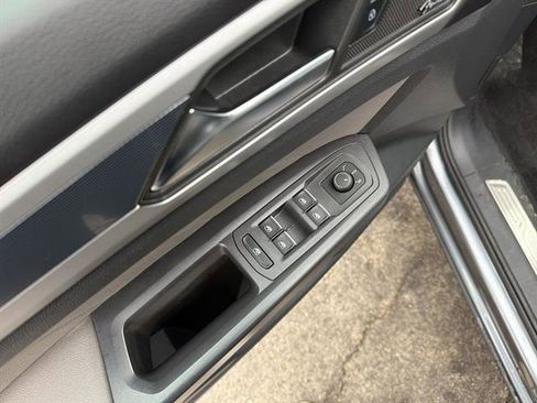 Used 2023 Volkswagen Atlas SEL R-Line image 16