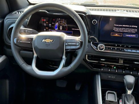 New 2024 Chevrolet Colorado LT w/ LT Convenience Package image 7