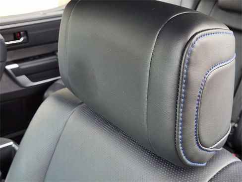 Used 2022 Toyota Tundra Platinum w/ Advanced Package image 11