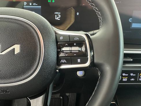 Used 2025 Kia Sorento EX image 22