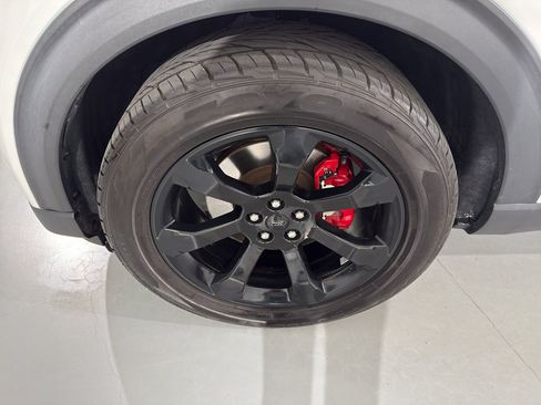 Used 2022 Ford Explorer ST w/ Equipment Group 401A image 4