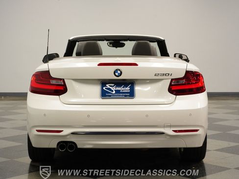 Used 2017 BMW 230i Convertible image 10