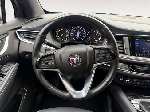 Used 2023 Buick Enclave Premium image 12