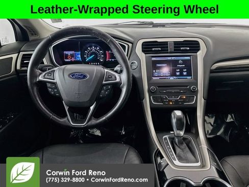 Used 2016 Ford Fusion SE w/ Equipment Group 202A AWD/4WD image 21