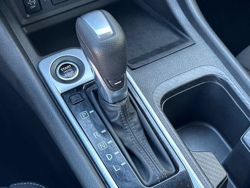 Used 2024 Nissan Sentra SV FWD image 21