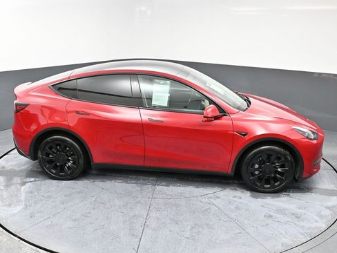 Used 2023 Tesla Model Y Long Range image 50