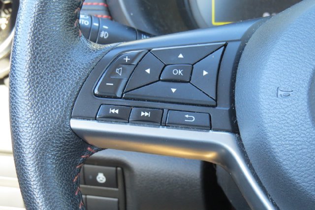 Used 2022 Nissan Kicks SR w/ Premium Package FWD image 16