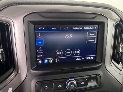 Used 2021 Chevrolet Silverado 1500 Custom image 14