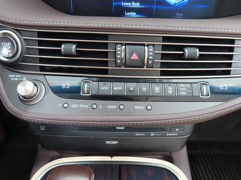 Used 2019 Lexus LS 500 w/ Interior Upgrade Package RWD image 33