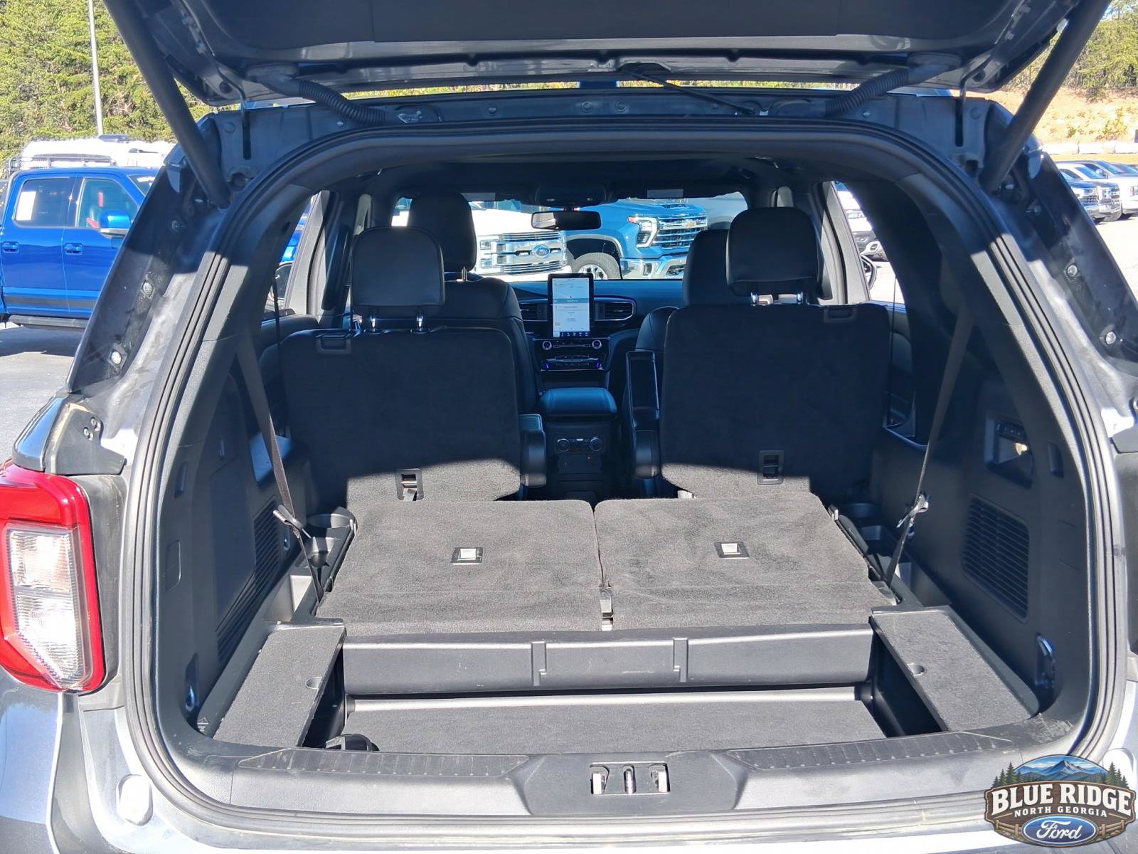 Used 2024 Ford Explorer ST w/ Equipment Group 401A AWD/4WD image 16