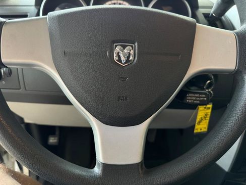Used 2009 Dodge Grand Caravan SE w/ Climate Group FWD image 18