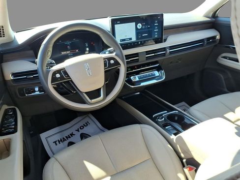 Used 2023 Lincoln Corsair Reserve image 6