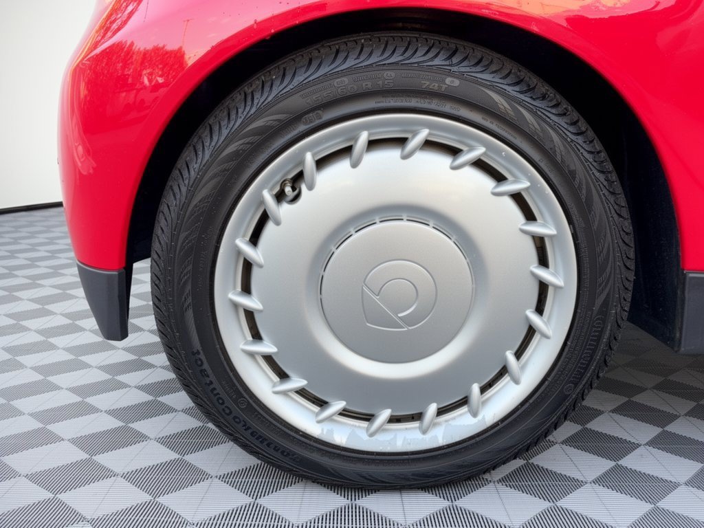 Used 2009 smart fortwo passion RWD image 13