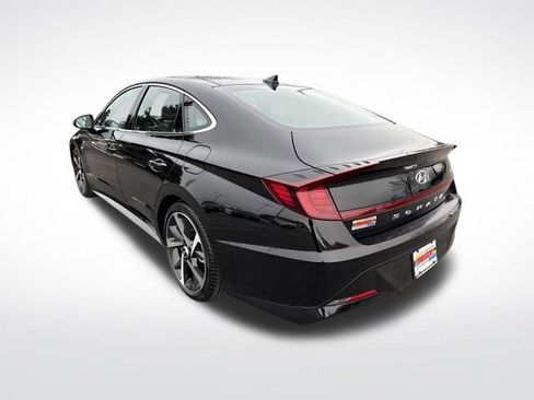 Used 2023 Hyundai Sonata SEL Plus image 3