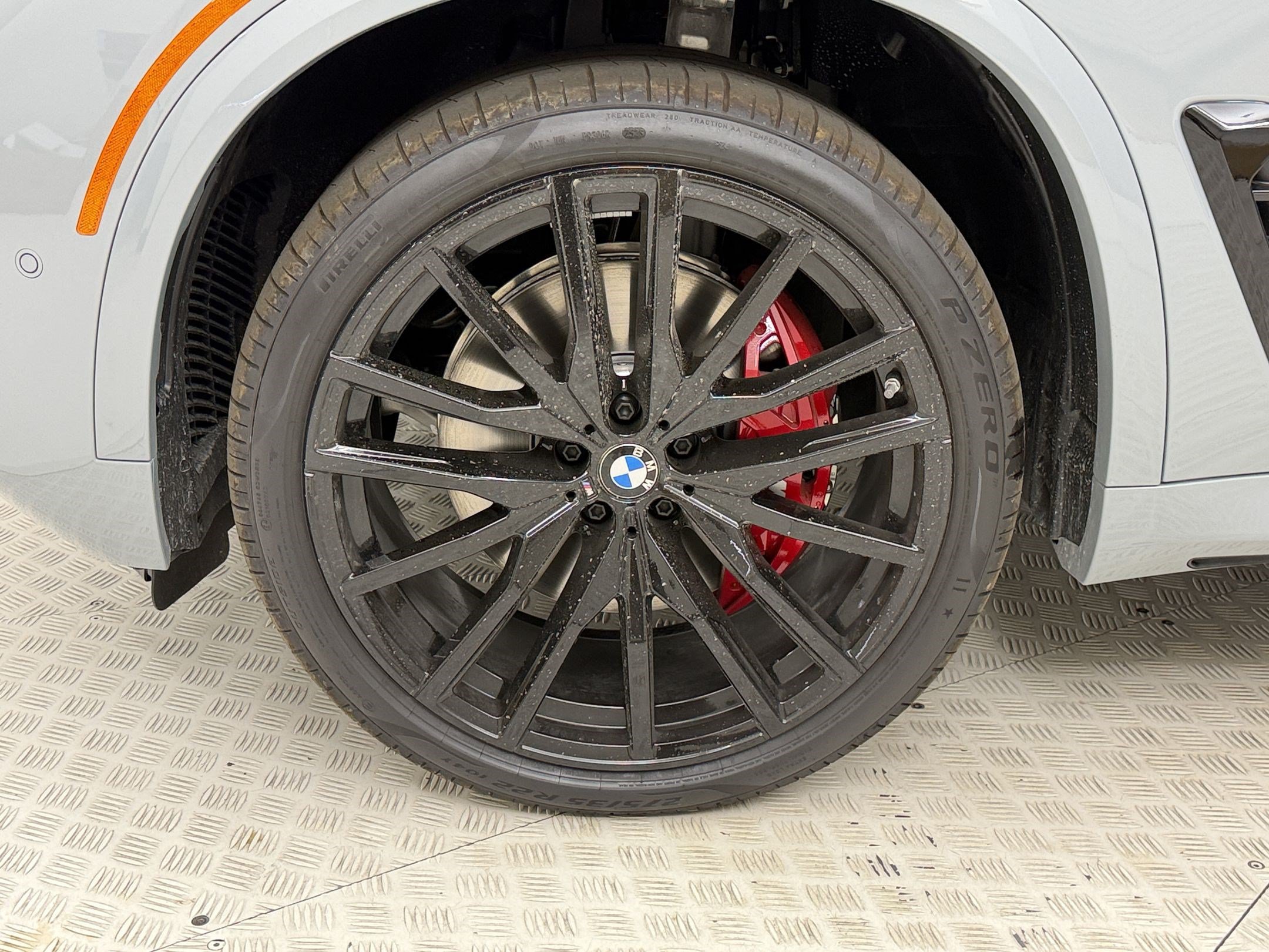 New 2026 BMW X5 sDrive40i w/ M Sport Package RWD image 13
