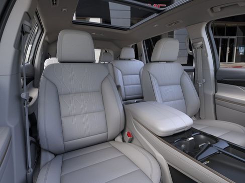 New 2026 Buick Enclave Avenir image 17