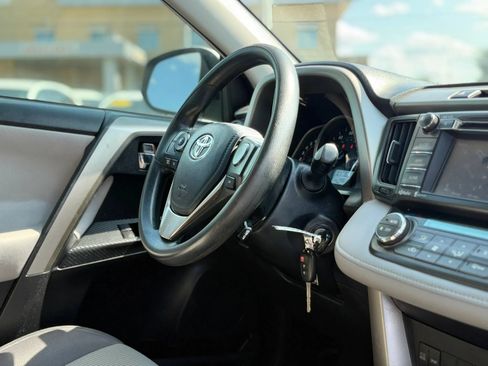 Used 2014 Toyota RAV4 XLE FWD image 23