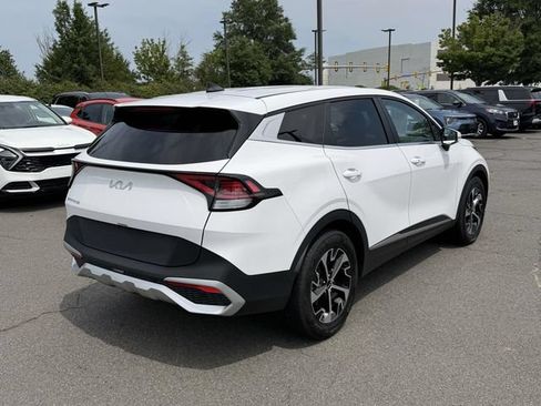 Used 2025 Kia Sportage EX FWD image 2