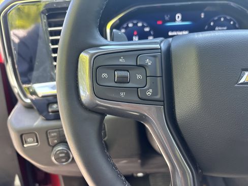 Used 2023 Chevrolet Silverado 1500 High Country w/ High Country Premium Package AWD/4WD image 28