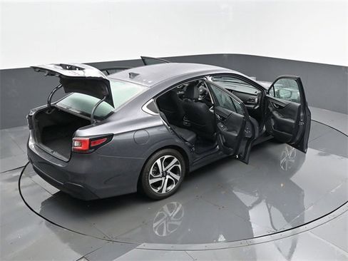 Used 2022 Subaru Legacy Limited image 26