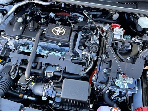 Certified 2025 Toyota Corolla LE image 31