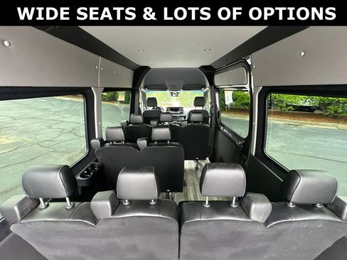 Used 2023 Mercedes-Benz Sprinter 2500 image 22