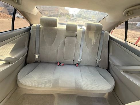 Used 2007 Toyota Camry LE image 7