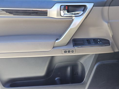 Used 2021 Lexus GX 460 Premium image 25