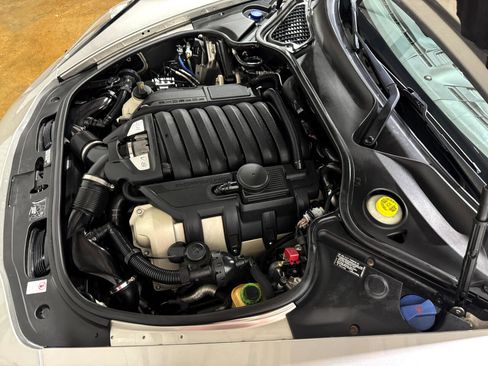 Used 2013 Porsche Panamera GTS image 39