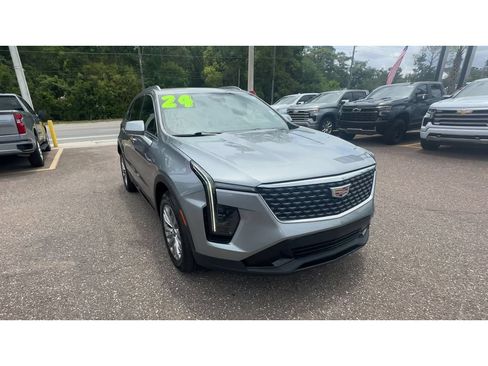 Used 2024 Cadillac XT4 Premium Luxury FWD image 8