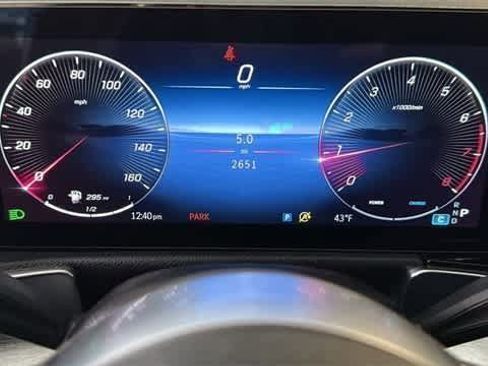 Certified 2025 Mercedes-Benz GLB 250 4MATIC image 38