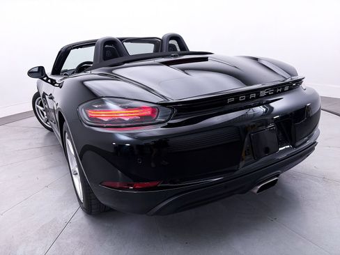 Used 2019 Porsche 718 Boxster RWD image 7