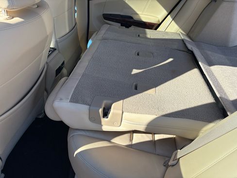 Used 2010 Honda Crosstour EX-L image 16