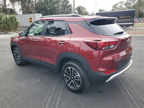 Certified 2024 Chevrolet TrailBlazer LT w/ Convenience Package image 4