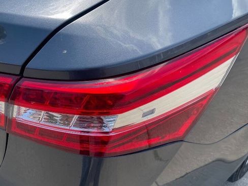 Used 2013 Toyota Avalon Limited image 23