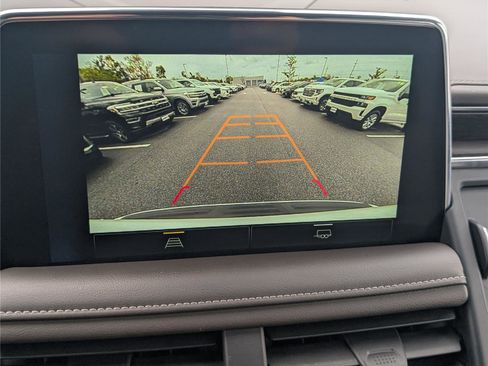 Used 2024 Chevrolet Tahoe LT AWD/4WD image 34