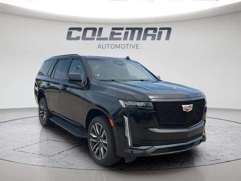 Used 2024 Cadillac Escalade Sport image 3