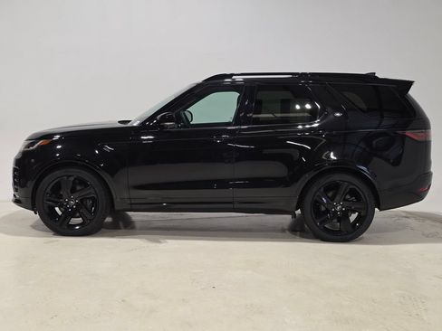 Certified 2025 Land Rover Discovery Dynamic SE AWD/4WD image 3